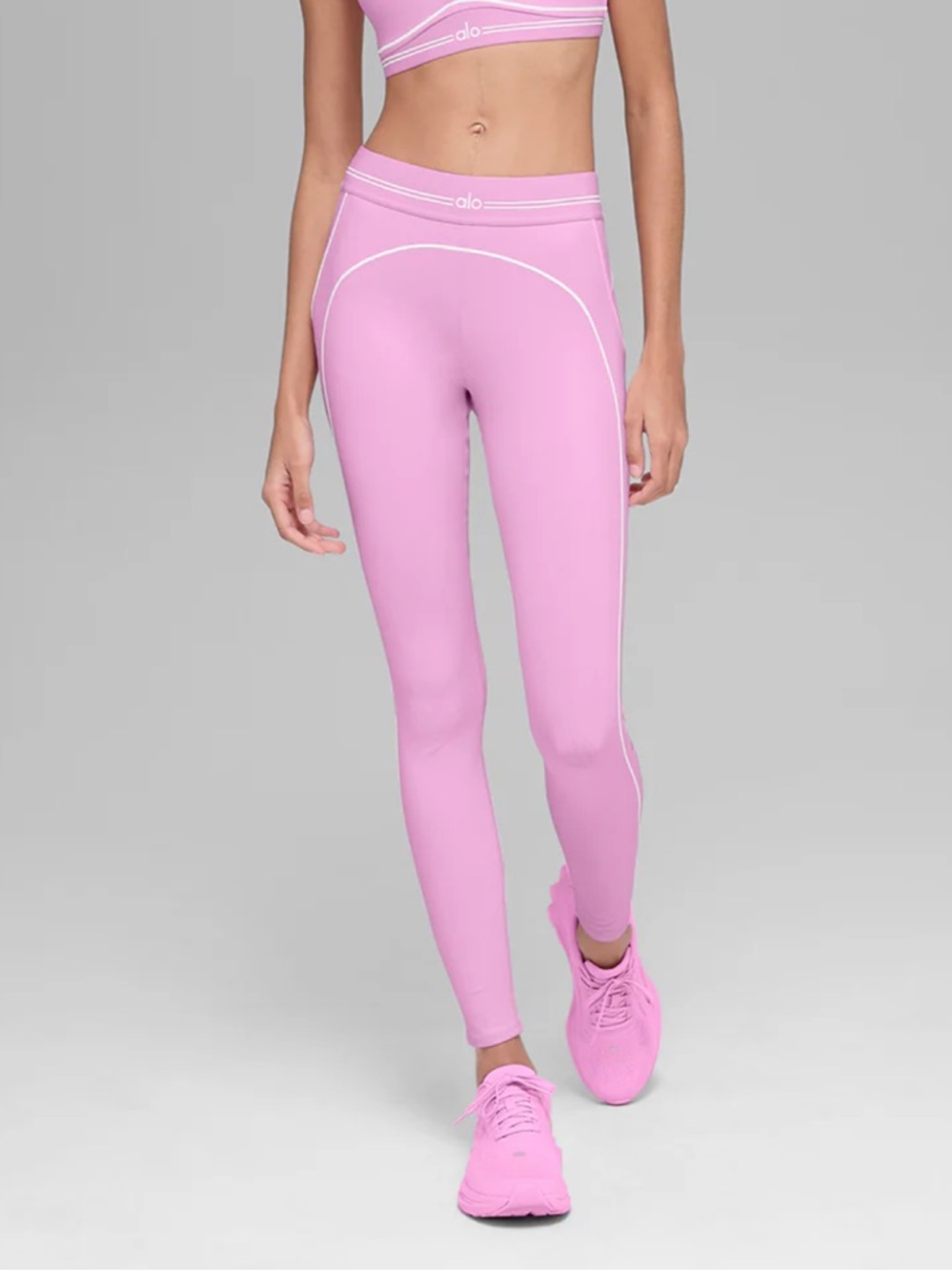 Alo Yoga Airbrush High-Waist Heart Throb leggings in Candy Heart Pink